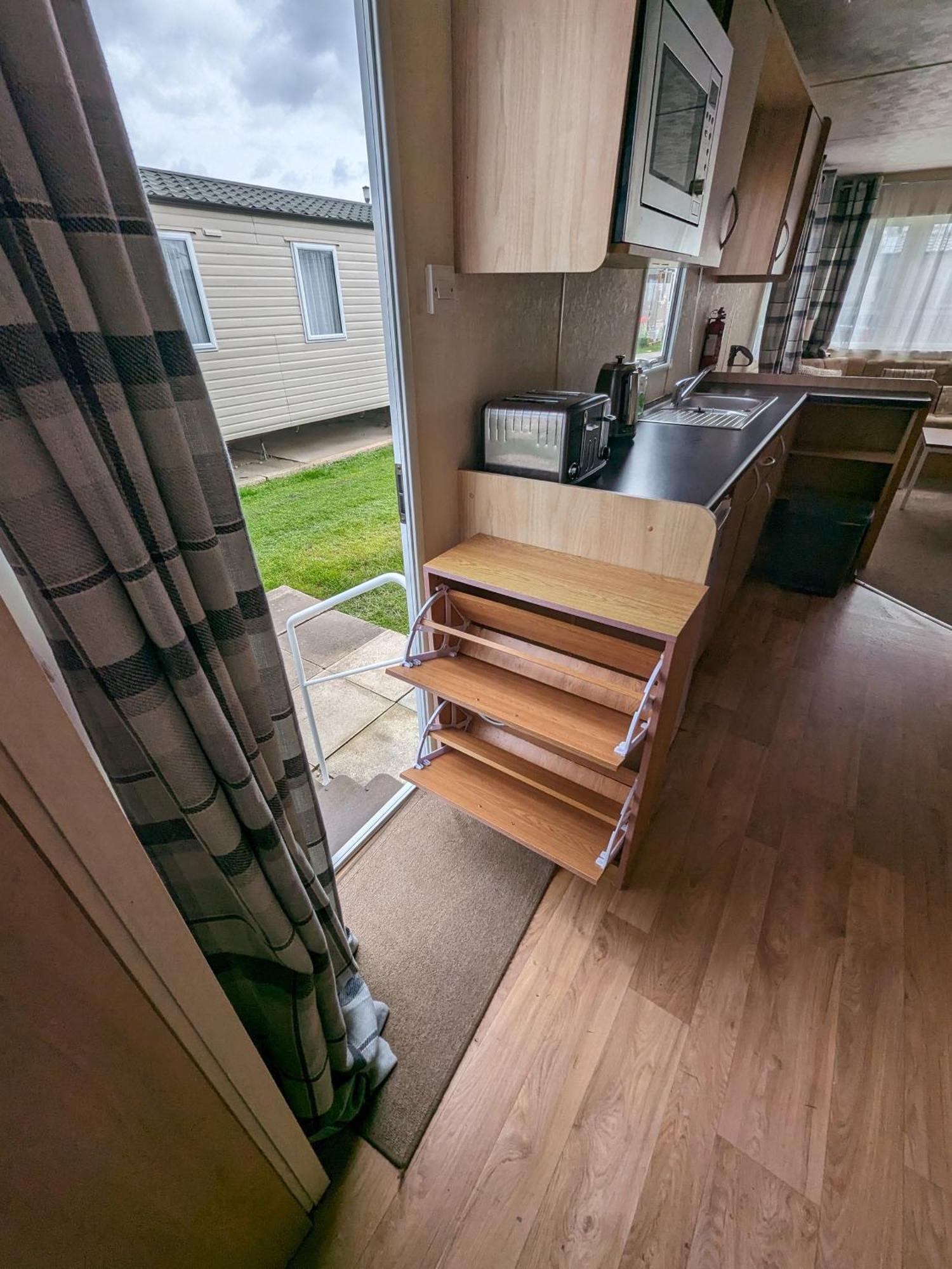 3 Bedroom Caravan, Sleeps 8 Lyons Lido Beach Prestatyn Exterior foto